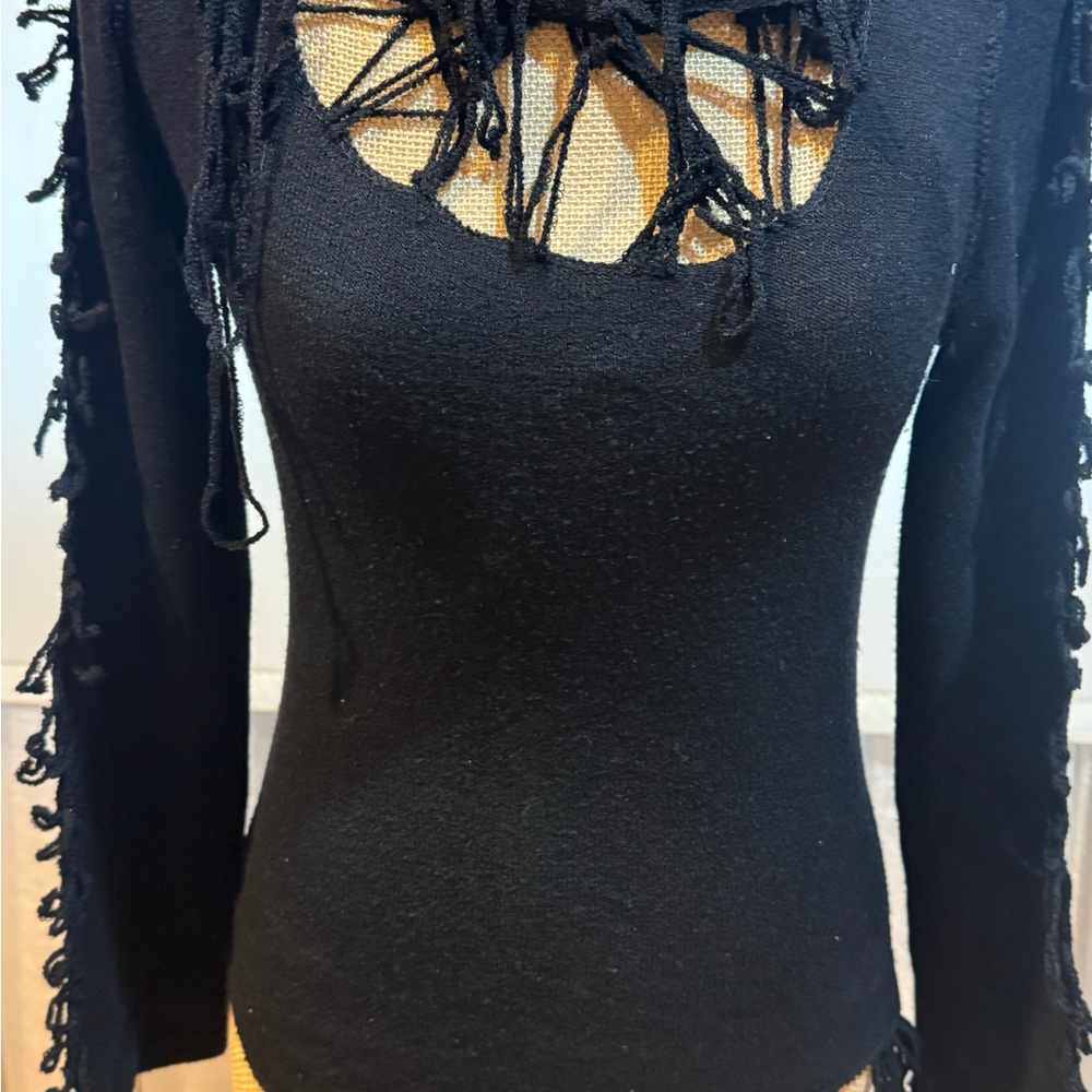Miss Black Fitted Cut Out Long Sleeve Sweater, size M - Picture 7 of 12